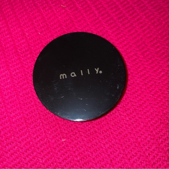 Mally Glowing Goddess Luminizer Highlighter - Rosy Glow - .20 oz Full Size - New - Picture 1 of 2